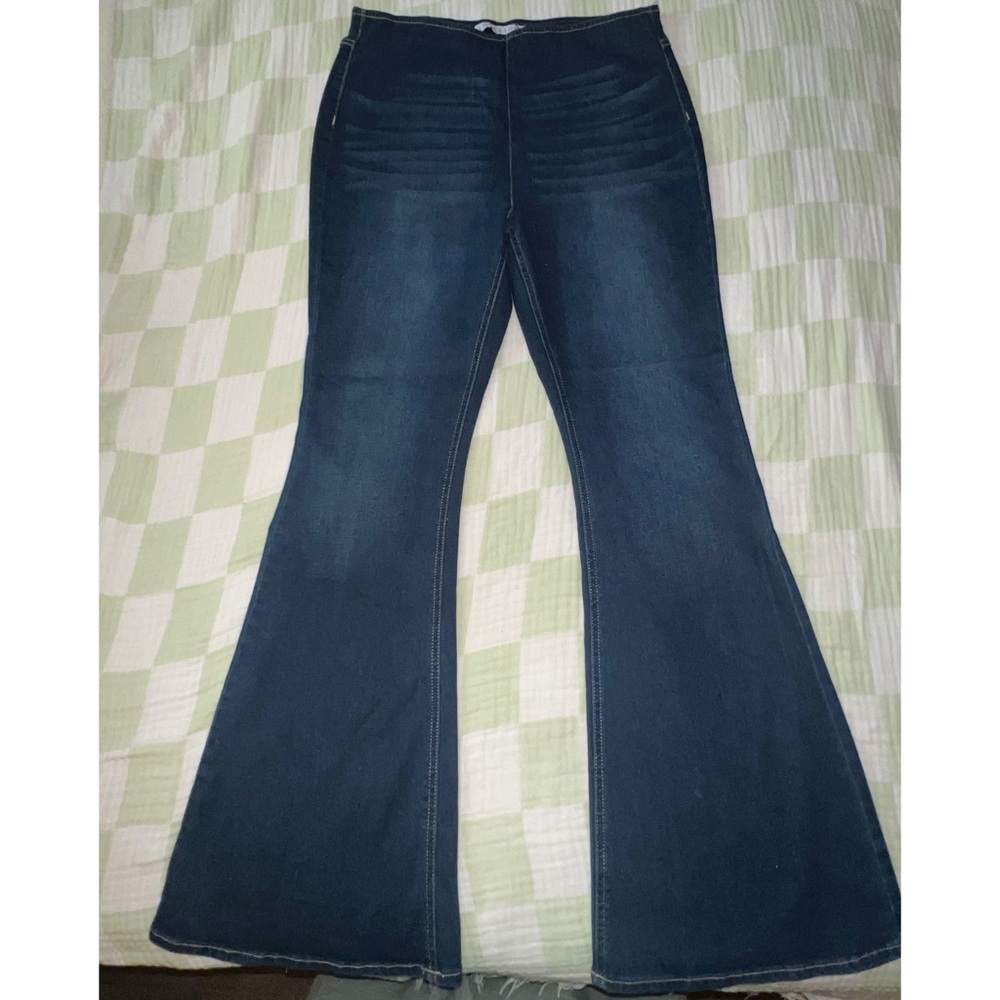 Women's Flared Blue Jeans